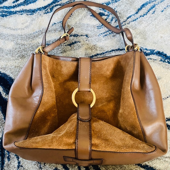 Michael Kors Handbags - Michael Kors Quincy Shoulder Bag